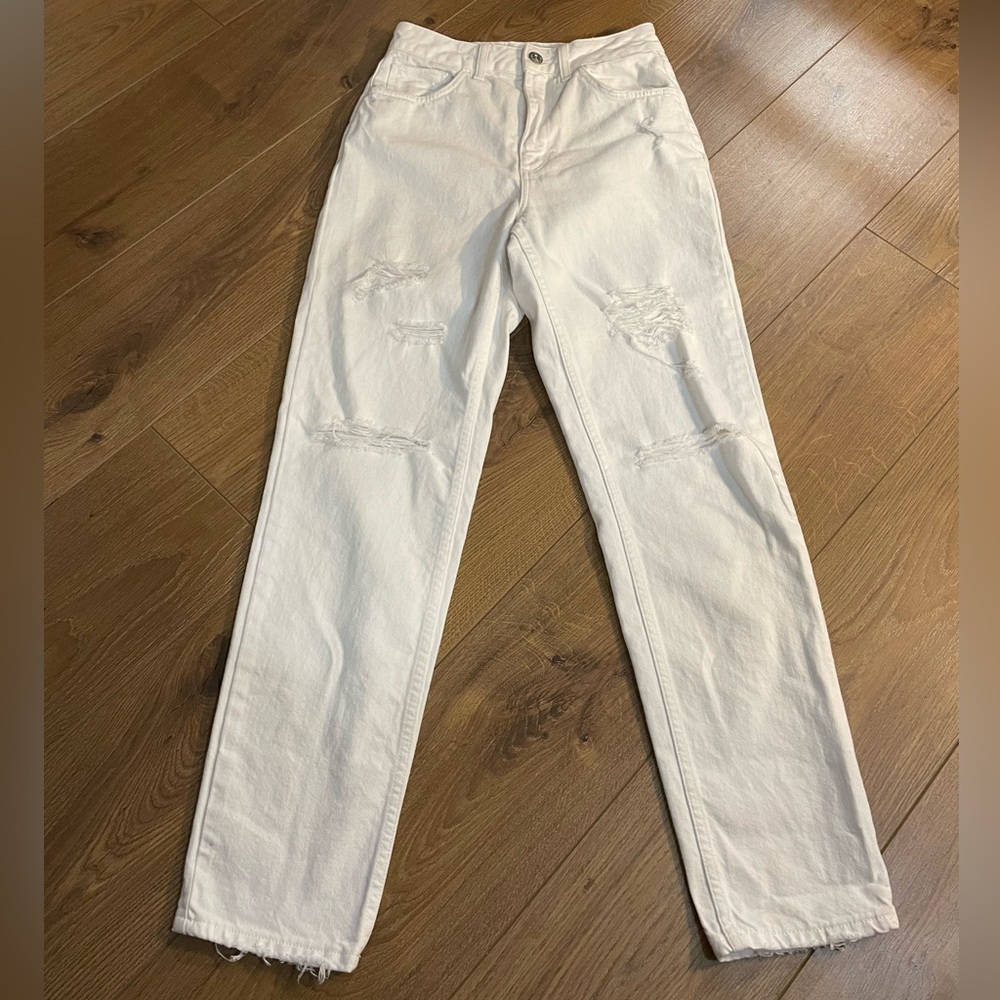 BDG Urban Outfitters Jeans Womens 29 Mom White High Rise Destroyed Relaxed Fit